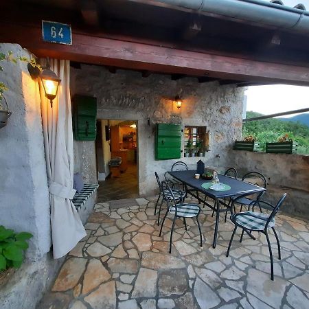 Вилла House Mikleus Ловран Экстерьер фото